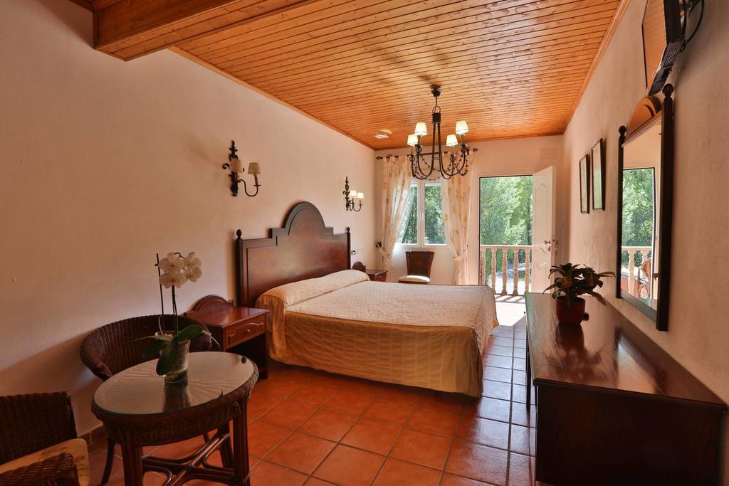 Hotel Rural Noguera De La Sierpe Арройо-Фріо Екстер'єр фото